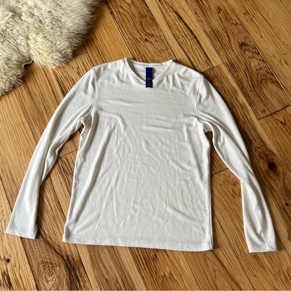 Kit and Ace V Neck Long Sleeve T-Shirt White Small - Picture 7 of 7